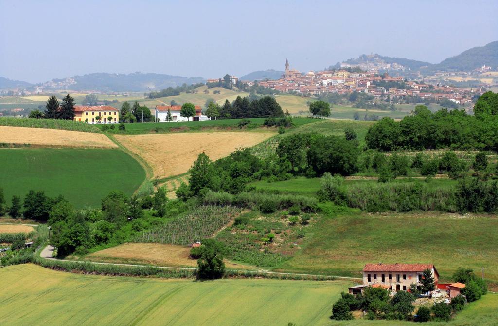 Hotel Bricco Pogliani CastellʼAlfero Exteriér fotografie